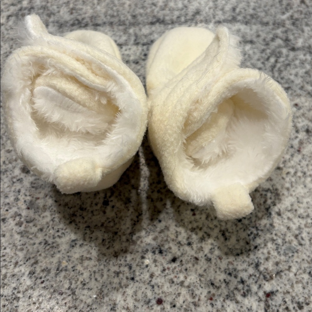 Cozy Gray and Cream Baby Booties - Picture 6 of 7